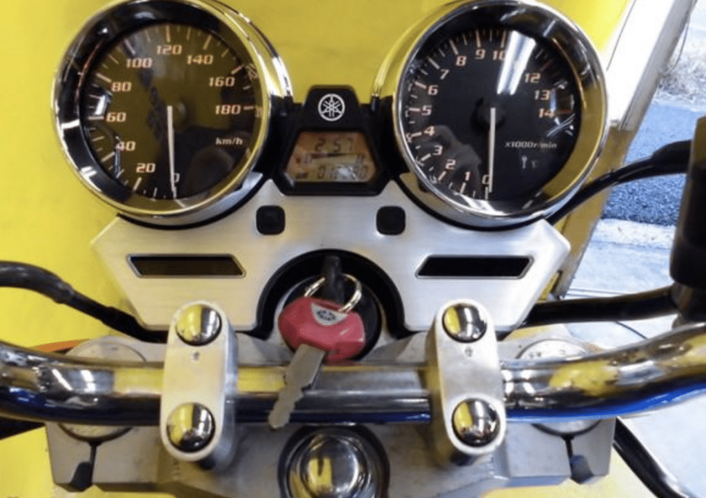 XJR400R(RH02J)インプレ】2年間の実走行レビュー(400cc・ネイキッド・4気筒)｜ハルオブログ