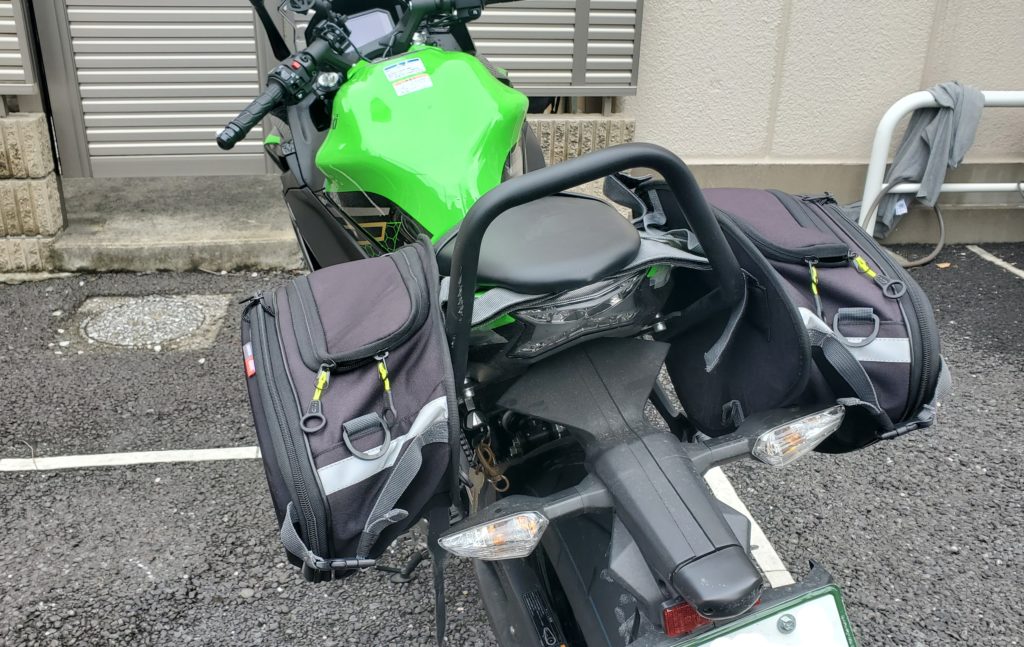 タンデムも出来る】GIVI バイク用 サイドバッグをレビュー｜ハルオブログ